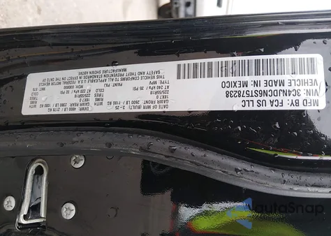 2025 Jeep Compass Limited 4X4 z USA, uszkodzony, nr VIN 3C4NJDCN6ST578238